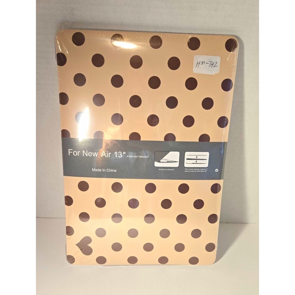 MacBook Air 13in A1932/A2179/A2337 Rigid Plastic Shell Case Dotted Clear